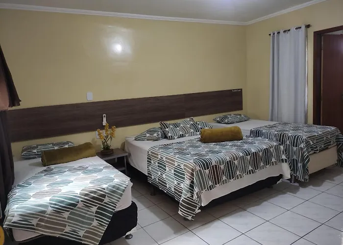 Hotel Raízes